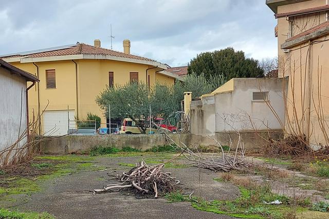 #19436 Complesso artigianale con cortile e pertinenze in vendita - foto 19