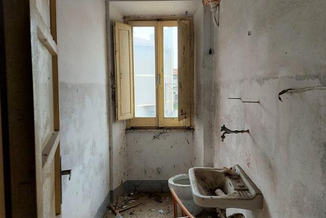 #19436 Complesso artigianale con cortile e pertinenze in vendita - foto 20