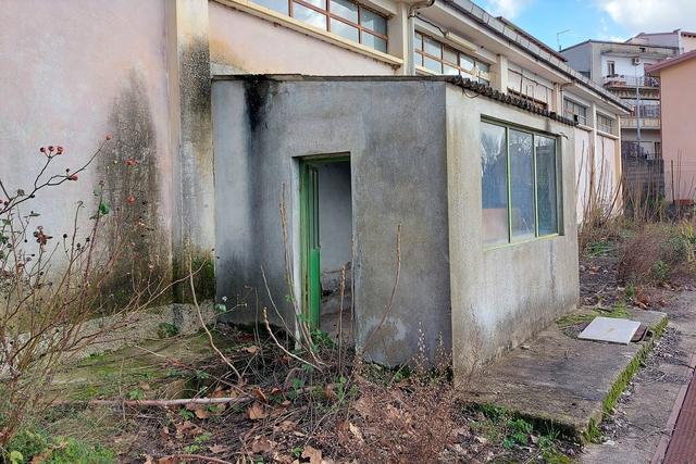 #19439 Complesso artigianale con cortile e pertinenze in vendita - foto 9