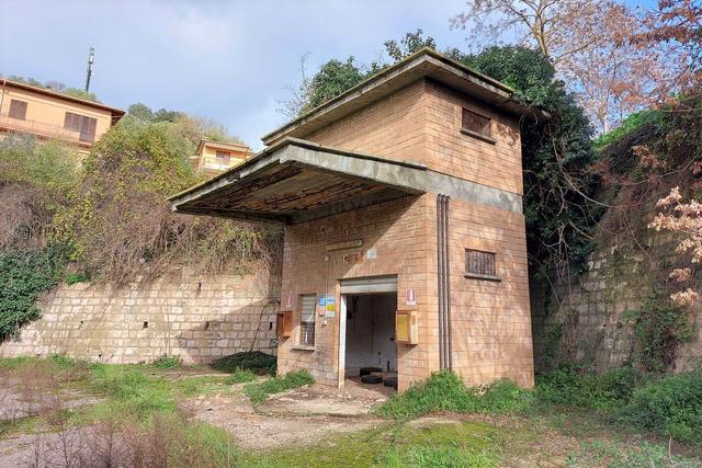 #19439 Complesso artigianale con cortile e pertinenze in vendita - foto 17