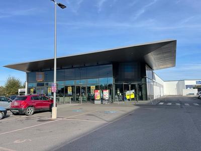 Esercizi commerciali in vendita