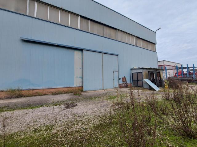 #19516 Capannone con palazzina e corte in vendita - foto 4