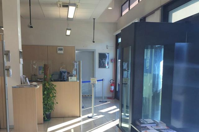 #19689 Locali adibiti ad istituto di credito in vendita - foto 4