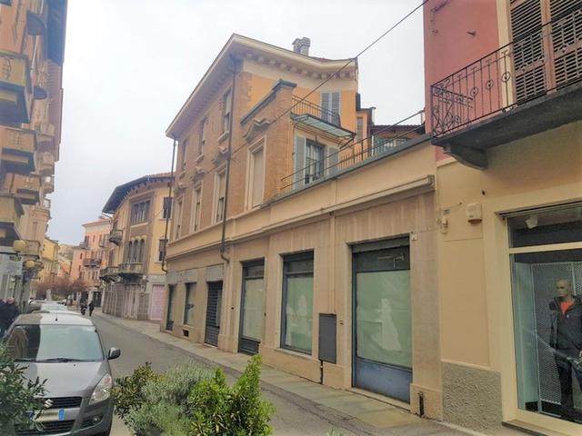 #19705 Ufficio in centro storico al piano primo in vendita - foto 2