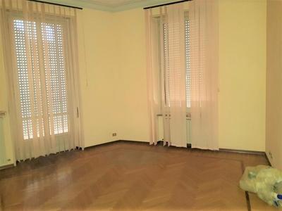 Studi privati in vendita