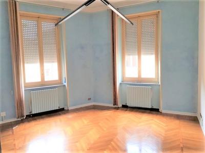 Studi privati in vendita