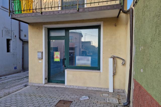 #19709 Ufficio/studio privato al piano terra con corte esclusiva in vendita - foto 3
