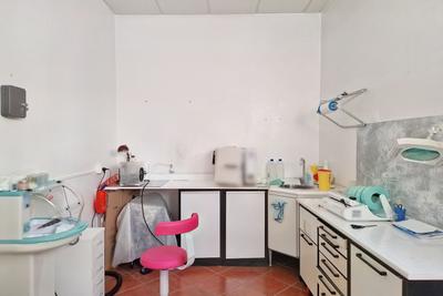 Studi privati in vendita