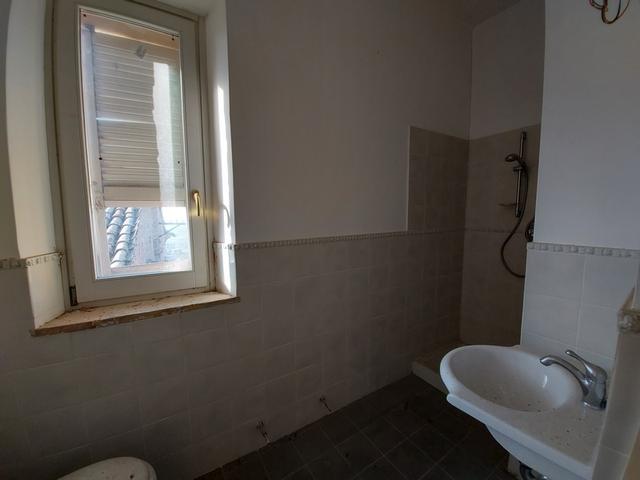 #19783 Appartamento in centro storico, attualmente ufficio con possibilità di cambio d’uso in residenziale in vendita - foto 3
