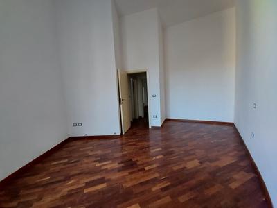 Studi privati in vendita