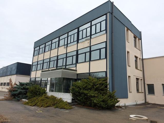 #19861 Complesso industriale con pertinenze in vendita - foto 2