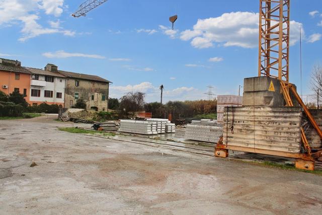 #19865 Terreno ad uso piazzale con potenzialità edificatoria in vendita - foto 4