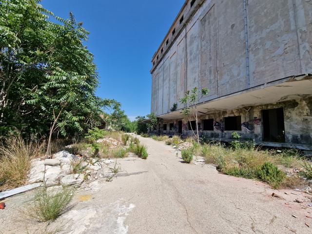 #19869 Complesso industriale da riqualificare in vendita - foto 3