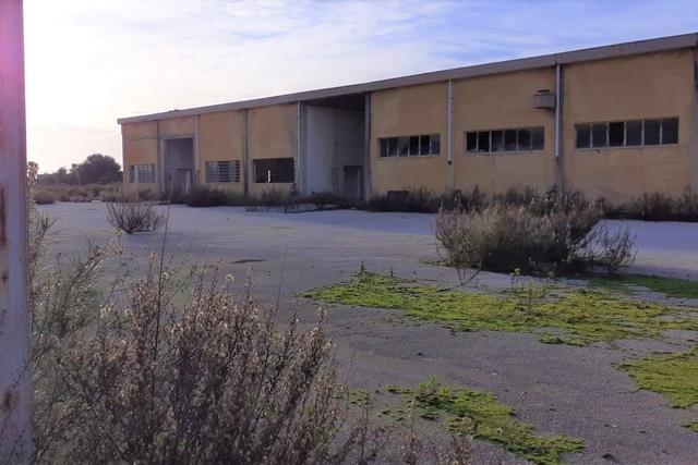 #1988 Complesso industriale con terreno in vendita - foto 3