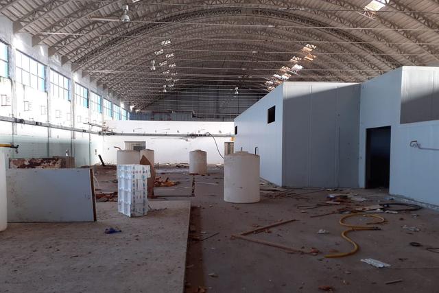 #1988 Complesso industriale con terreno in vendita - foto 11