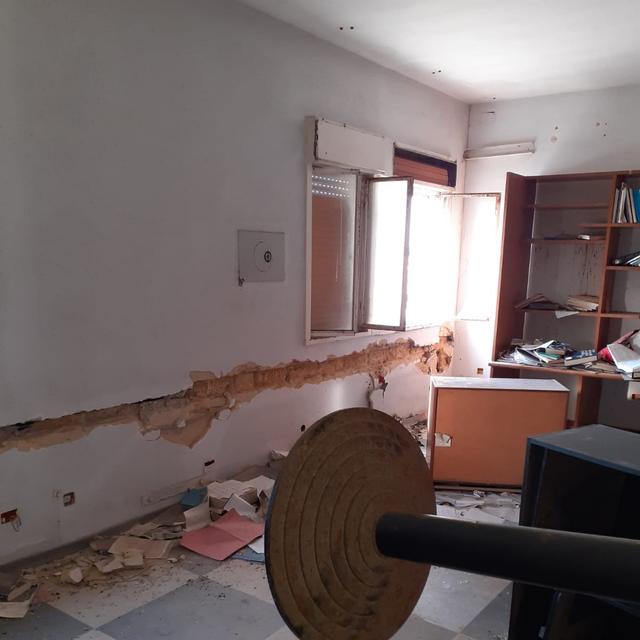 #1988 Complesso industriale con terreno in vendita - foto 18