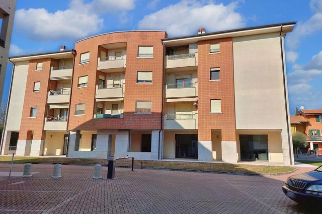 #19908 Negozio - ufficio con garage in vendita - foto 2