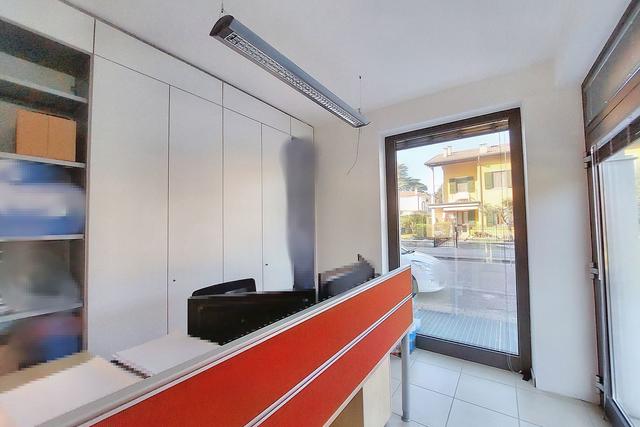 #19908 Negozio - ufficio con garage in vendita - foto 12