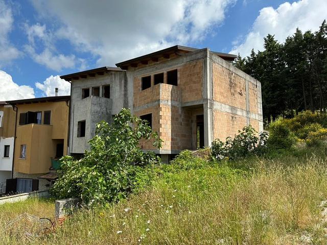 Palazzi in vendita