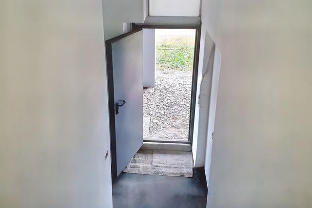 #19949 Edificio artigianale grezzo con cortile privato in vendita - foto 5