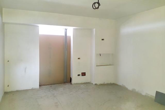 #19949 Edificio artigianale grezzo con cortile privato in vendita - foto 13