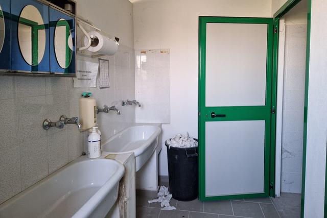 #19958 Capannone artigianale con terreno e attrezzature in vendita - foto 14