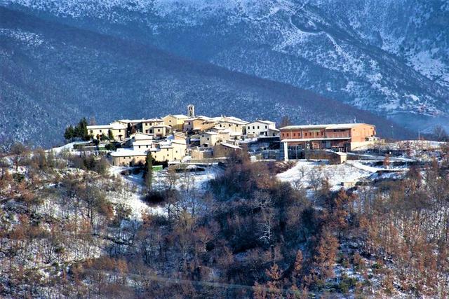 #19985 Appezzamenti rurali e boschivi in zona collinare in vendita - foto 1