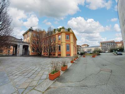 Pertinenze in vendita
