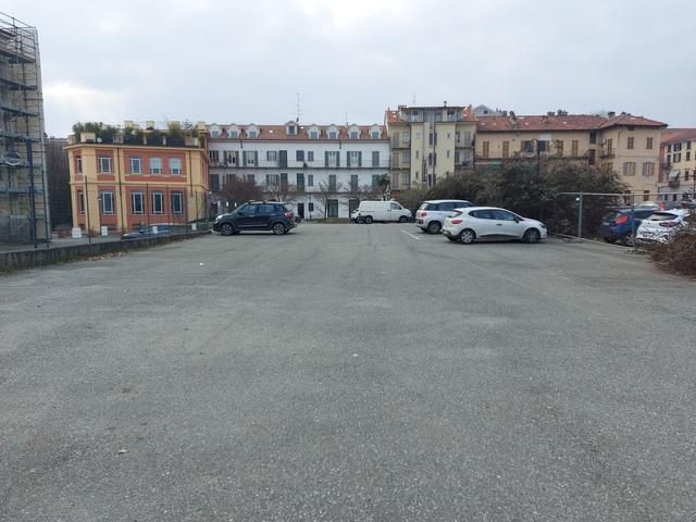 Posti auto in vendita