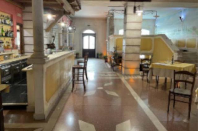 #20117 Locale adibito a ristorazione con camere e servizi in vendita - foto 4