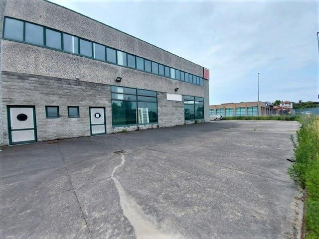 #20123 Porzione di capannone artigianale con area di pertinenza (Sub 501) in vendita - foto 2
