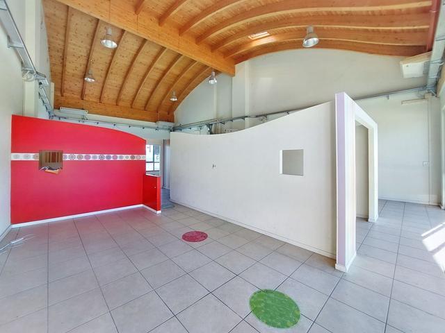#20146 Fabbricato commerciale con area pertinenziale esclusiva in vendita - foto 4