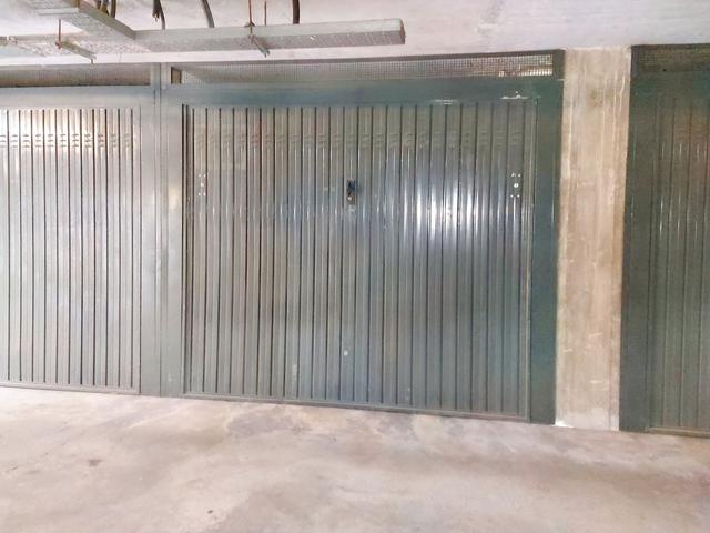 Posti auto in vendita