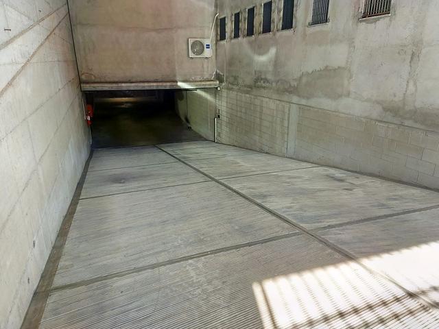 Posti auto in vendita