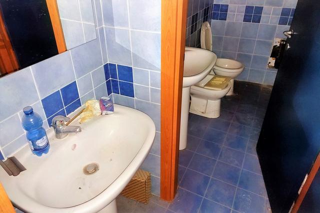 #20174 Negozio con servizi e vetrine in centro storico in vendita - foto 5