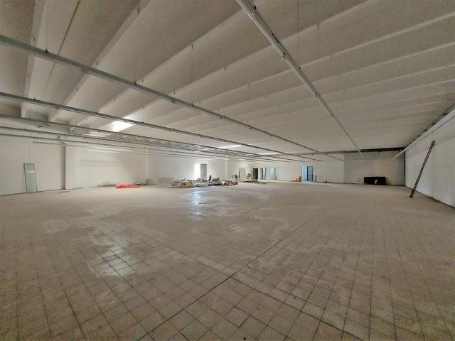 #20187 Capannone in complesso commerciale in vendita - foto 11
