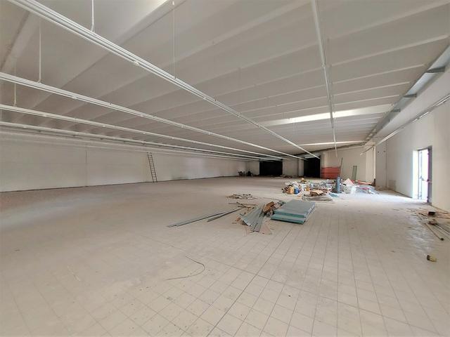 #20187 Capannone in complesso commerciale in vendita - foto 14