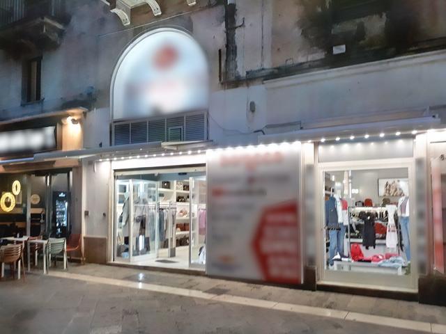 #20310 Negozio in centro storico (sub 29) in vendita - foto 1