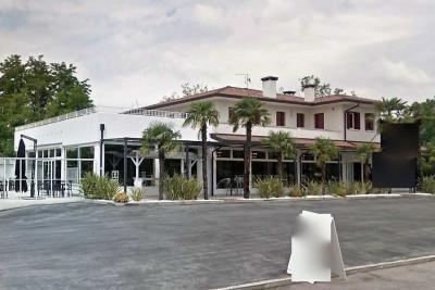 Esercizi commerciali in vendita