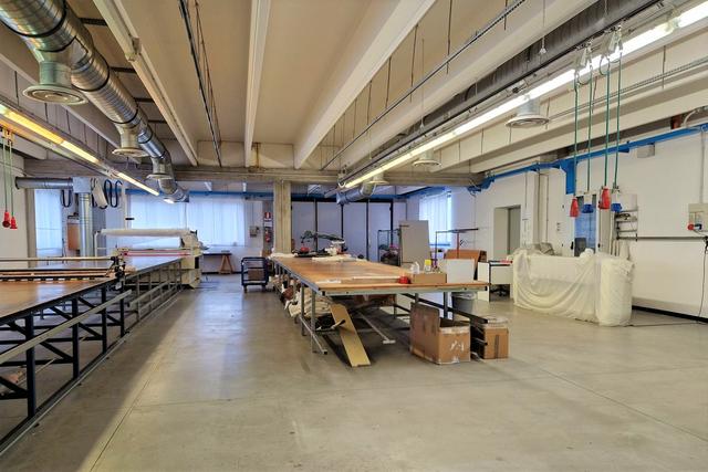 #20372 Laboratorio artigianale con uffici e corte privata in vendita - foto 10
