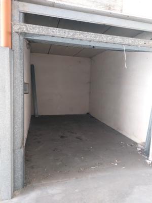 Garage in vendita