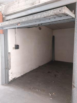Garage in vendita