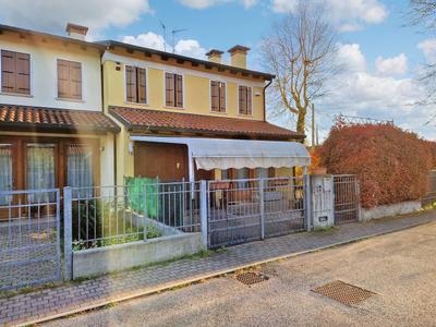 Villette a schiera in vendita