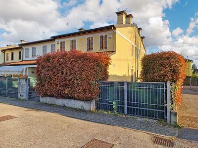 Villette a schiera in vendita
