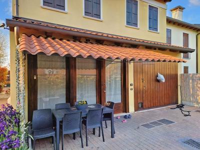 Villette a schiera in vendita