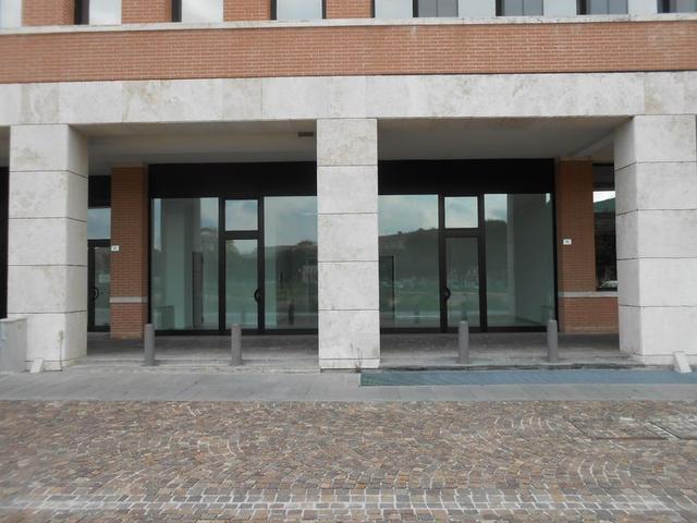 #20592 Un ufficio e diciannove posti auto in vendita - foto 14