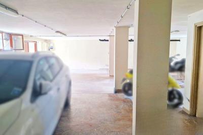 Garage in vendita