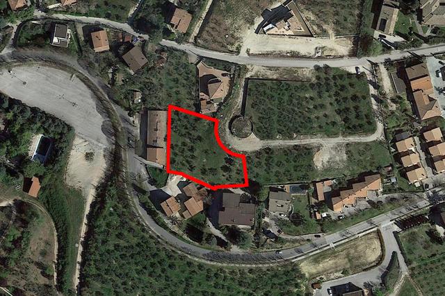 #20714 Terreno edificabile di 2235 mq in vendita - foto 1