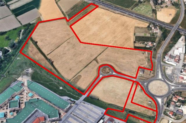 #20795 Area edificabile a insediamento commerciale in vendita - foto 1