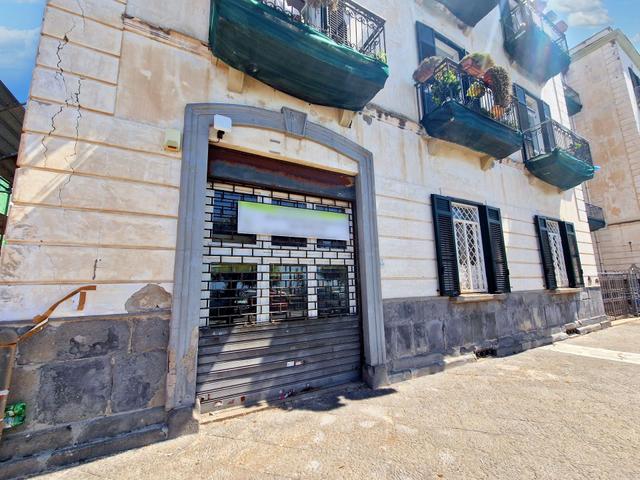 #20830 Locale commerciale fronte mare (sub 114) in vendita - foto 11